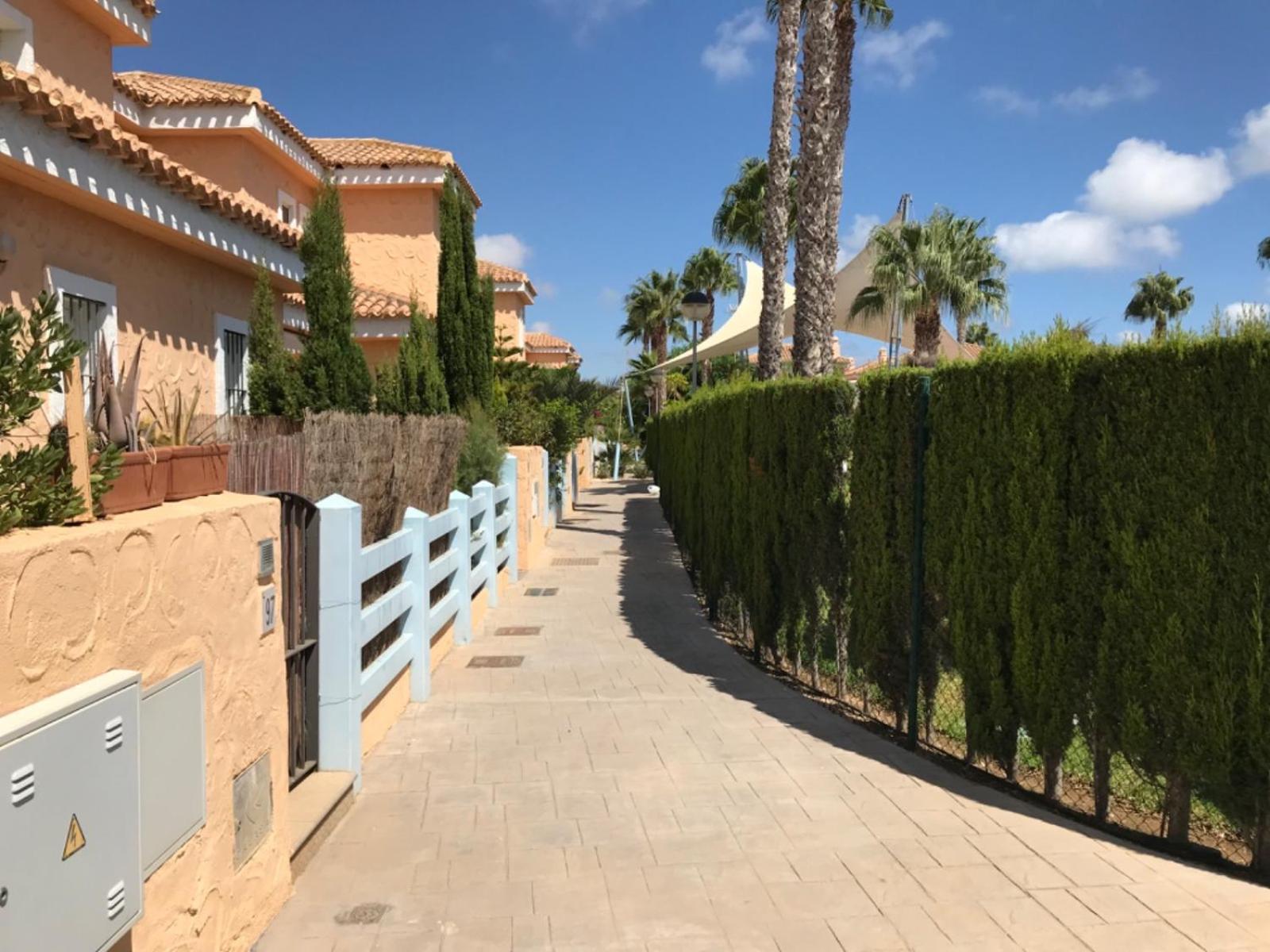 Playas Del Sur Apartamento Вера Екстериор снимка